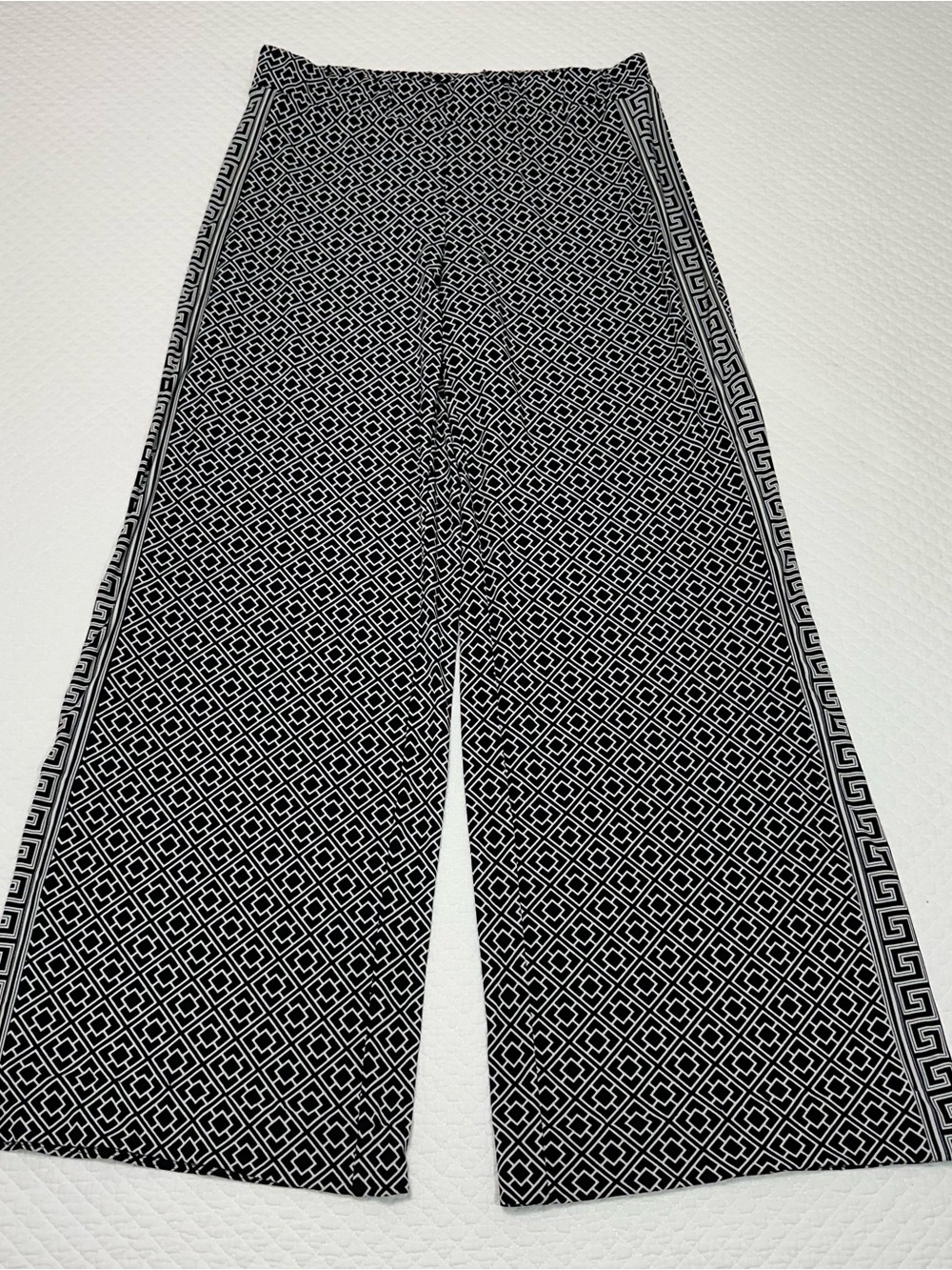 White House Black Market Black and White Geometric Wide Leg Pants